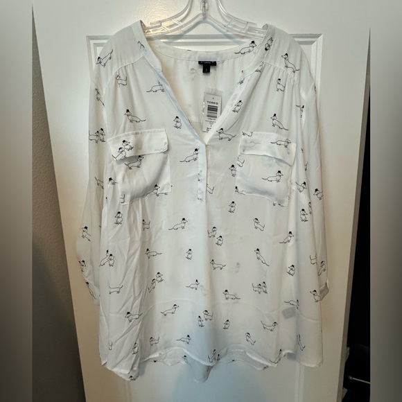 NWT Torrid Weiner Dog Dachshund
Long-Sleeve Blouse Size 4 - Picture 1 of 9
